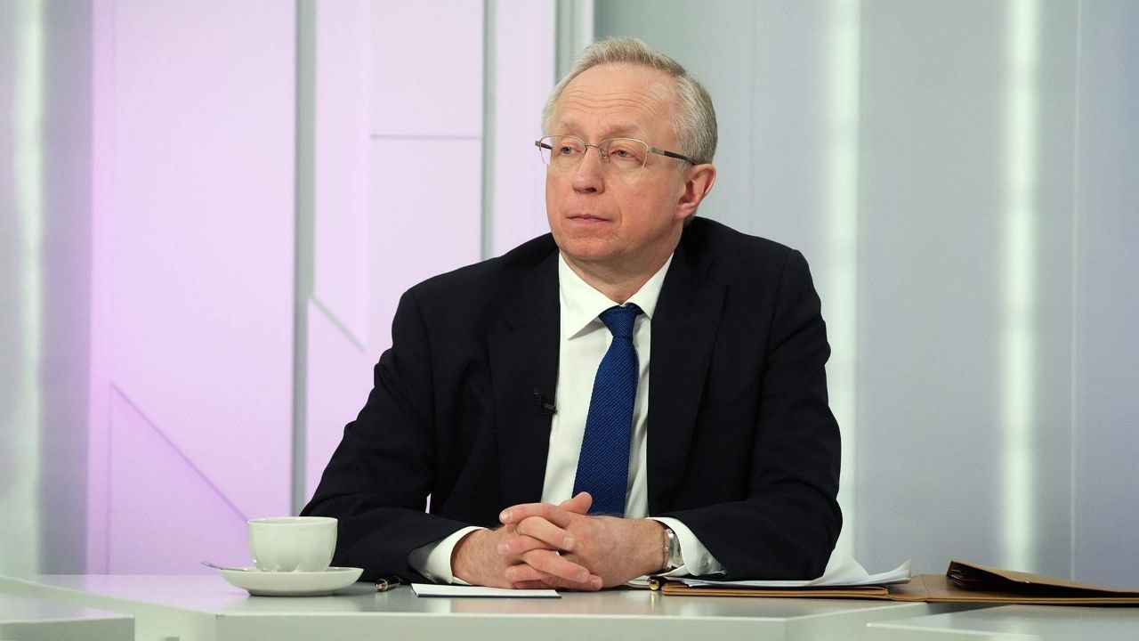Интервью Михаила Галузина "Известиям": Россия предлагает путем диалога продвигаться по четырем основным направлениям в армяно-азербайджанском урегулировании 