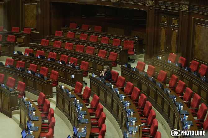 Парламент Армении обратился в европейские структуры в связи с агрессией Азербайджана в Тавуше 