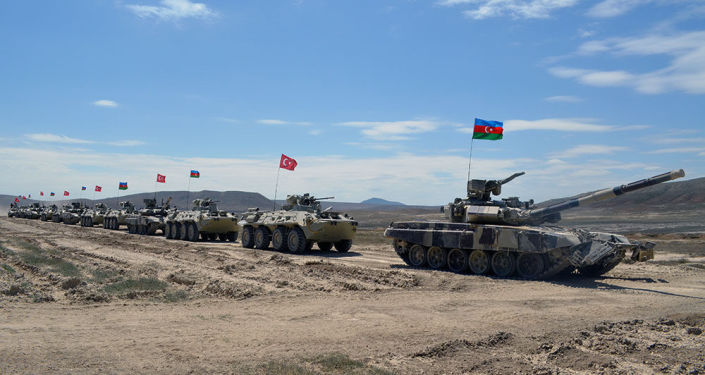 Михаил Ходаренок: Турция учит Азербайджан воевать: как изменилась расстановка сил в Карабахе 