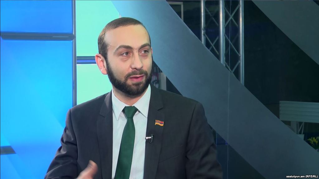 Первый вице-премьер Армении: Дело генерала Манвела Григоряна показало, что пропаганда концепции "Армия-нация" "не стоила и гроша" 