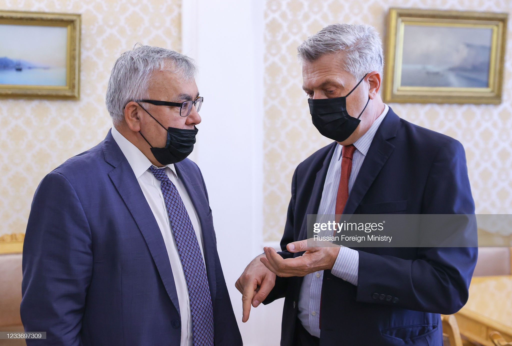 Замминистра ИД России и Верховный комиссар ООН обсудили Карабах 