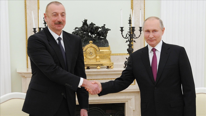 Путин поздравил Алиева с юбилеем установления дипотношений  