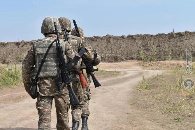 Родители солдат-срочников, проходящих службу в Арцахе, требуют сокращения срока их службы 