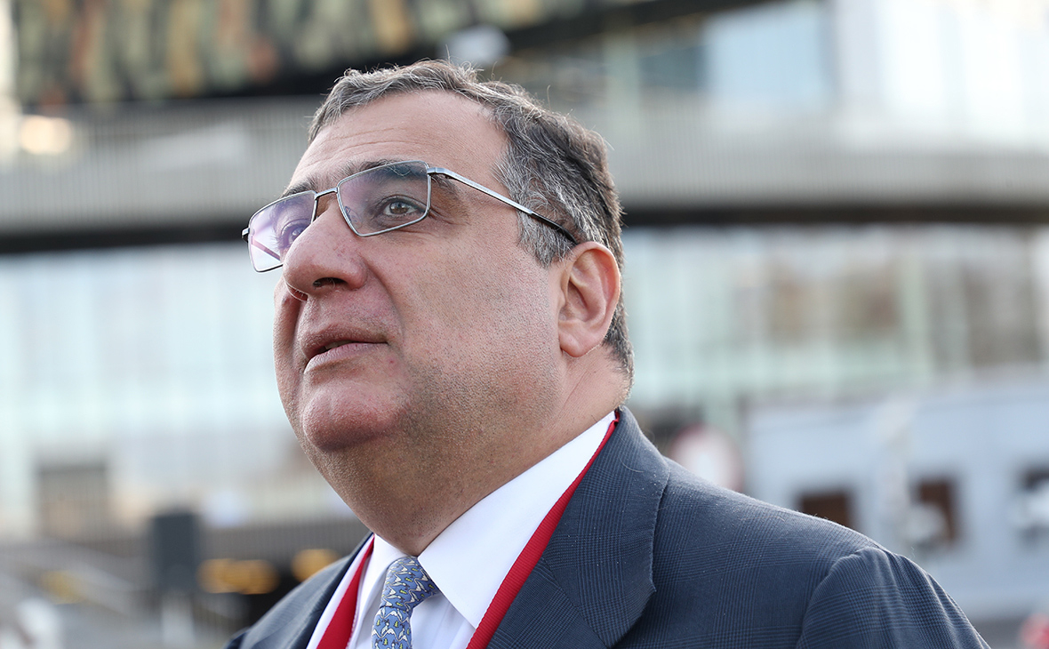 Рубен Варданян получил армянский паспорт и займется общественной деятельностью в Армении  