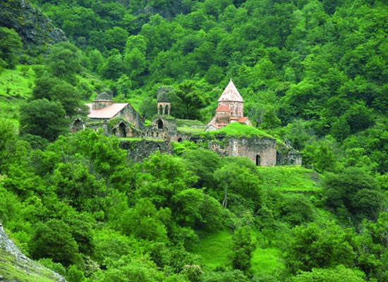 Межпарламентская ассамблея православия призвала защитить армянские христианские памятники Арцаха 