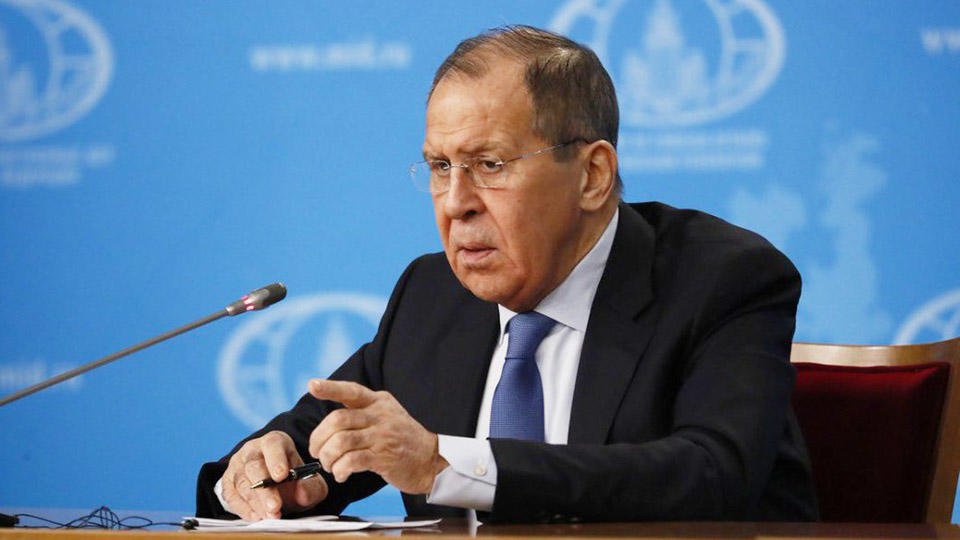 Лавров ответил на вопрос азербайджанского журналиста о том, почему армянские официальные лица посещают Карабах "без разрешения Баку" 