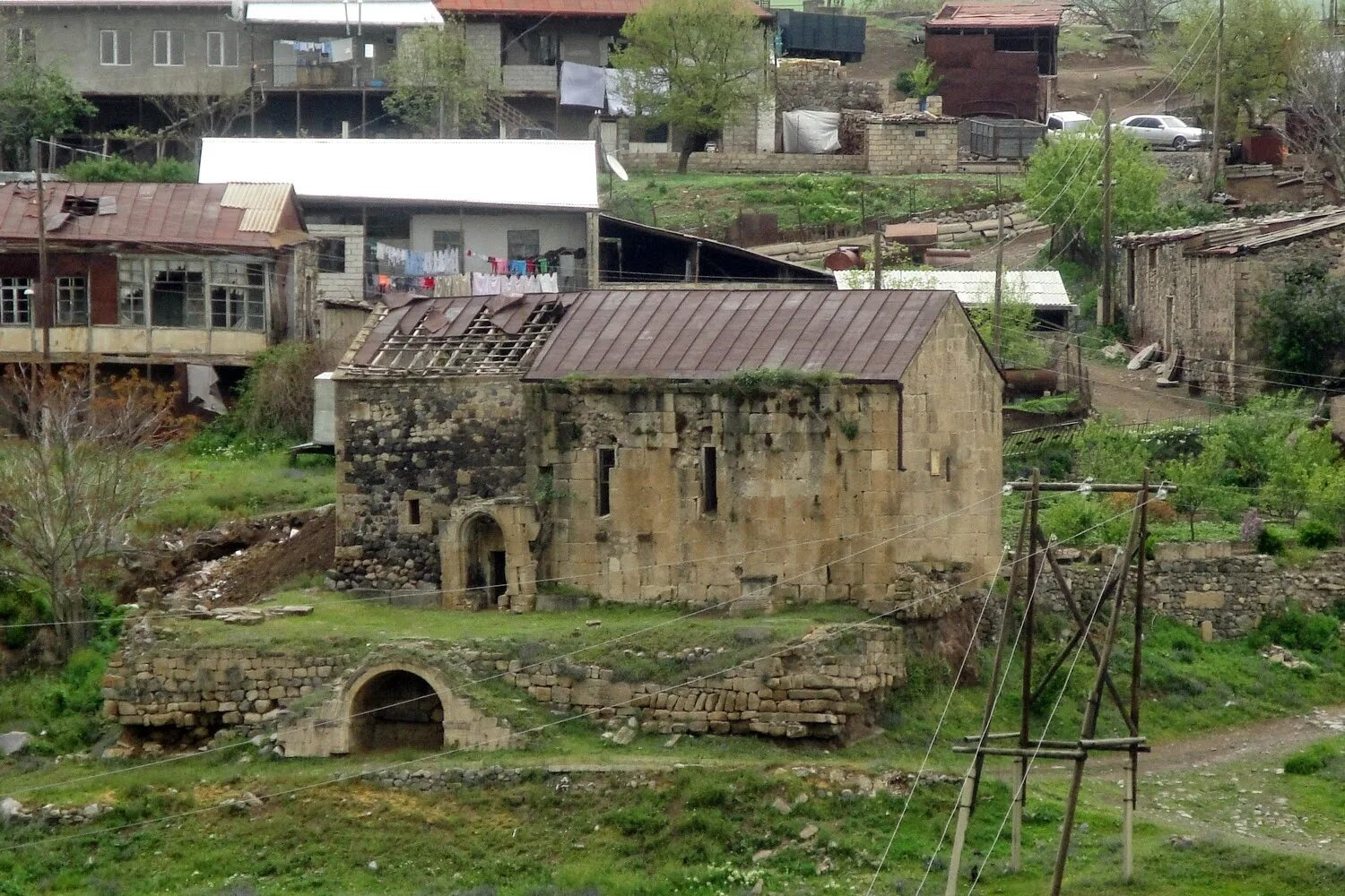 село тех в армении