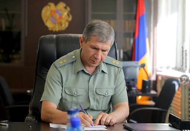 Пашинян представил нового начальника генерального штаба: "Вооруженные силы Армении являются гарантом безопасности армянской государственности" 