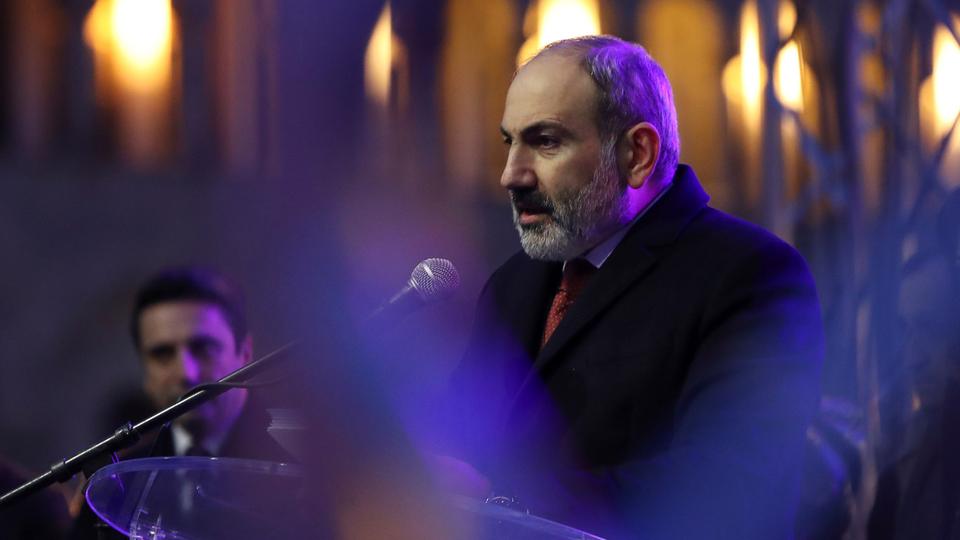 Пашинян заявил о готовности сотрудничать со здоровыми силами 