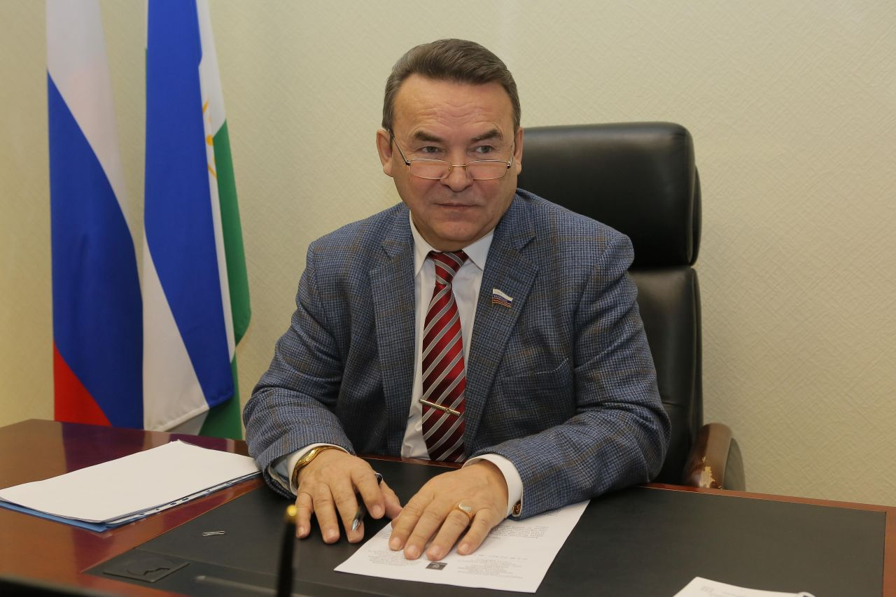 Рафаил Зинуров: армянская сторона должна хладнокровно отнестись к заявлениям Алиева 