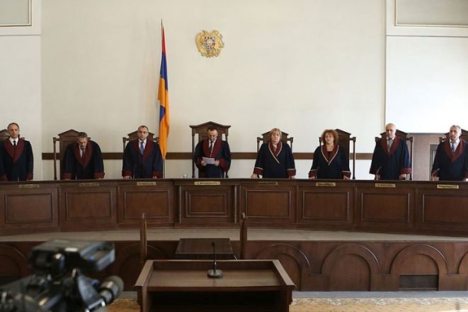 «Мой шаг»: КС не пользуется доверием граждан Армении из-за легитимации фальсификации результатов выборов 