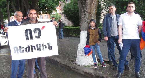 Степанакерт. Акции протеста против Бако Саакяна. Идут задержания  