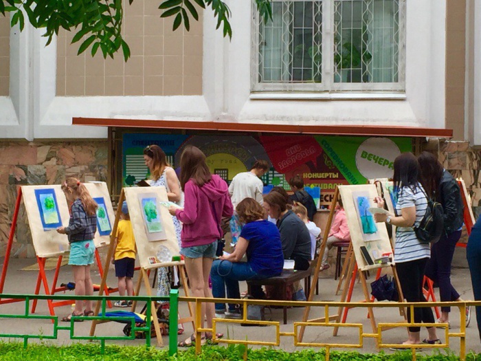 Акция "Московский пленэр". Интерпретация идеального города глазами москвичей 