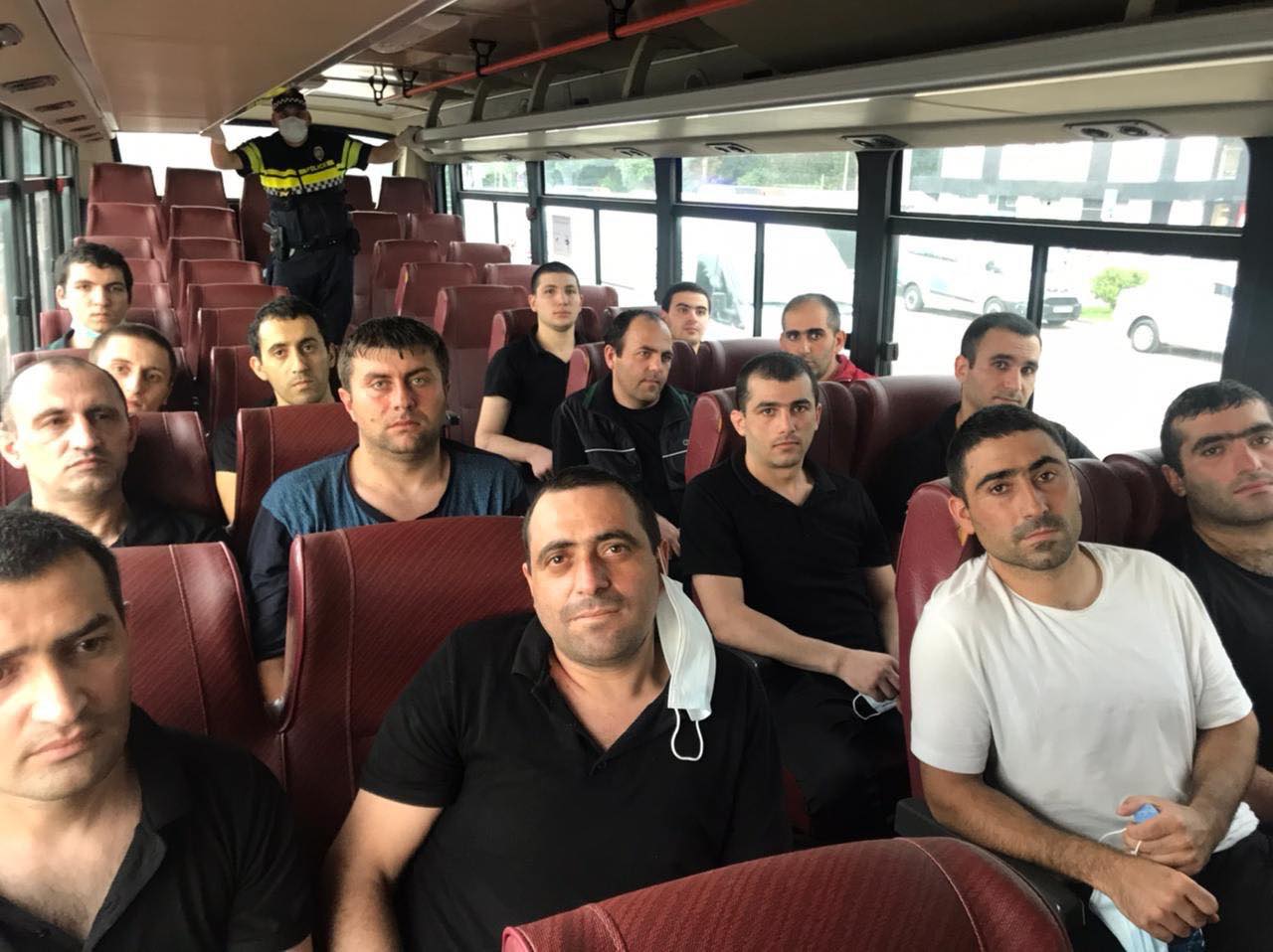 Пашинян сообщил о возвращении 15 пленных на родину 