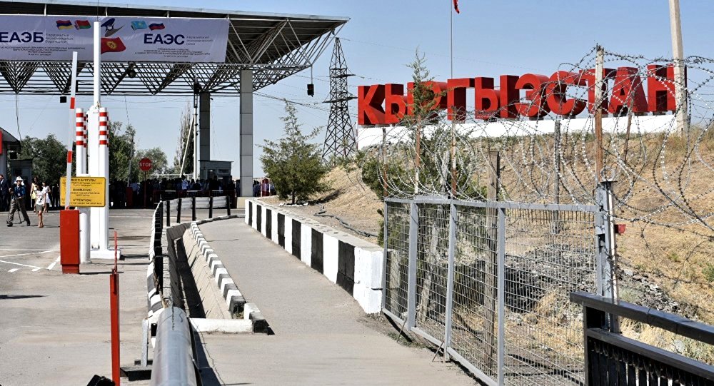 ЕАЭС недополучил свыше 116 млн рублей из-за махинаций таможенников Киргизии 