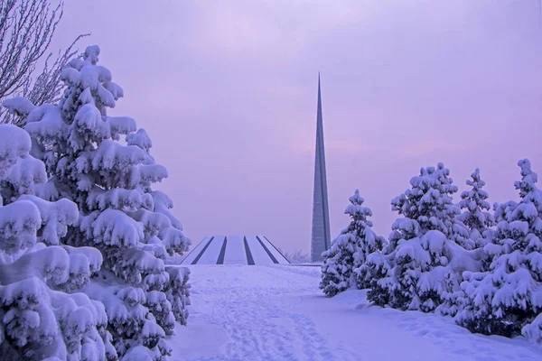 9 декабря – Международный день памяти жертв преступления геноцида 