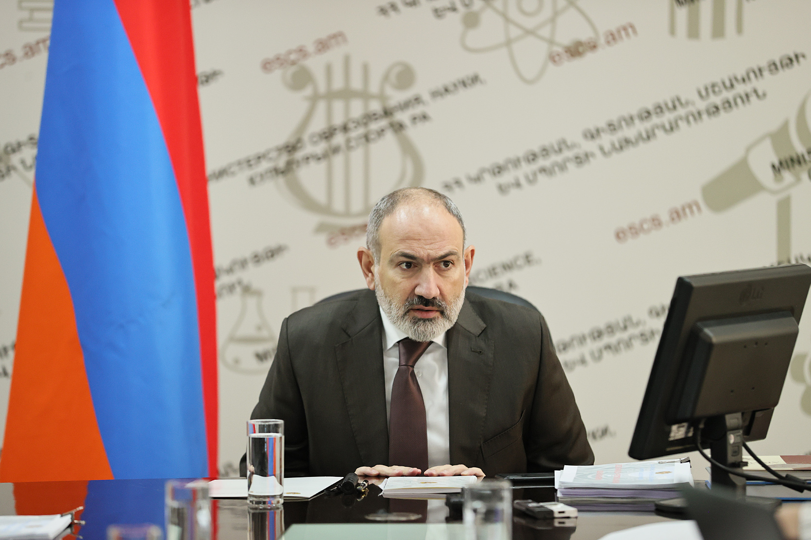 Пашинян предостерег власти Карабаха от заявлений, способных обострить ситуацию 