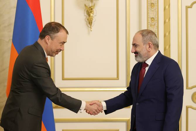 Никол Пашинян и Тойво Клаар подчеркнули необходимость всеобъемлющего урегулирования карабахского конфликта под эгидой МГ ОБСЕ 
