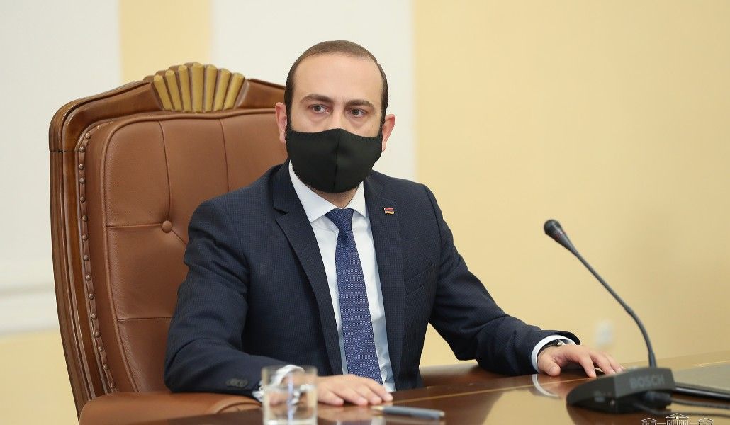Бывший посол в Ватикане обвинил спикера парламента Армении в шпионаже в пользу Турции 