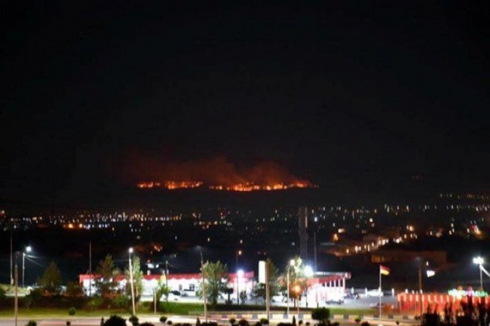 Небывалый пожар на склоне горы Арарат. Турки не могут потушить пожар 