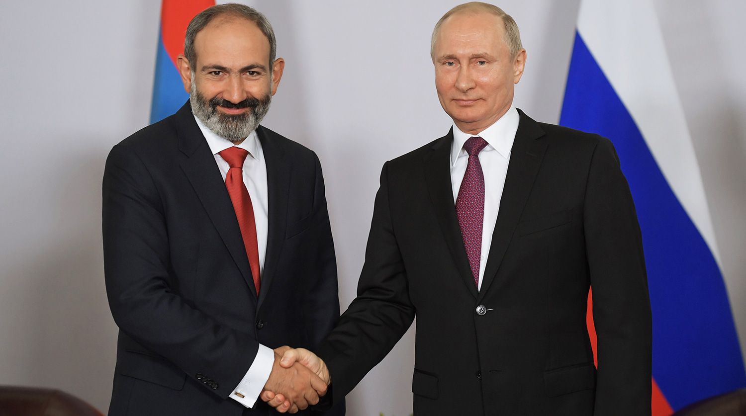 Пашинян поздравил Путина и Мишустина с Днем России 