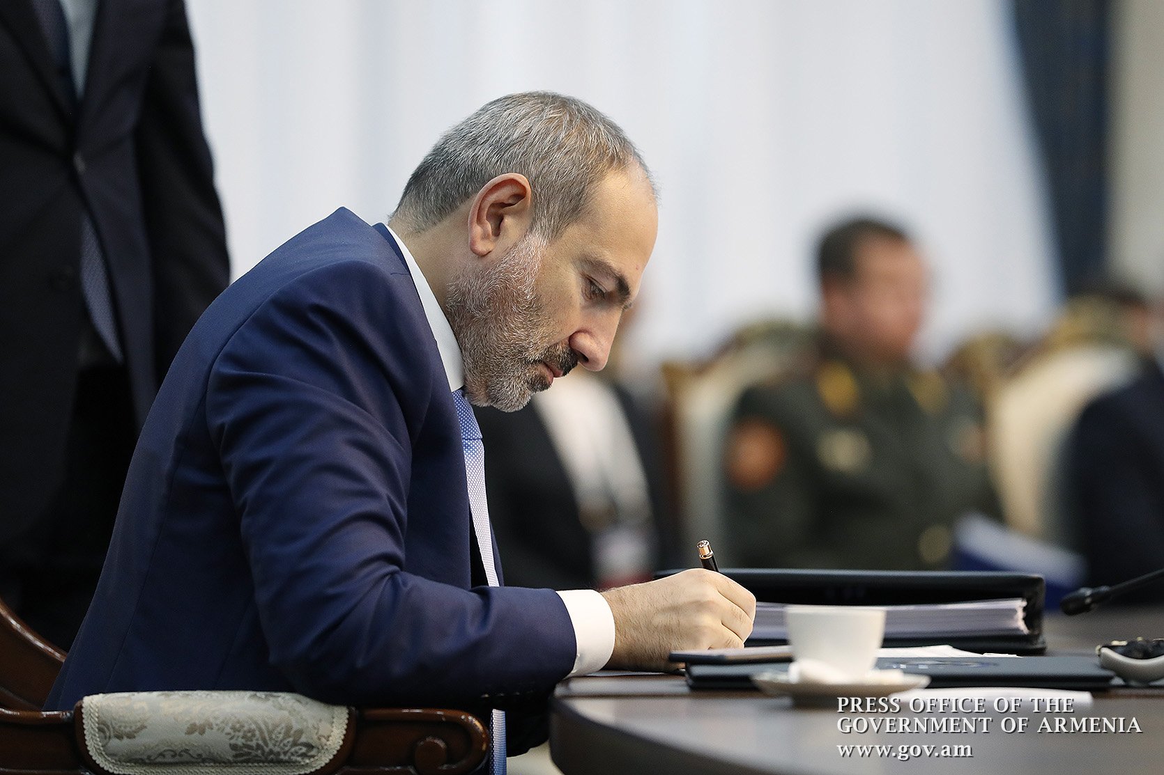 Пашинян подписал решение по части реализации закона о конфискации имущества 