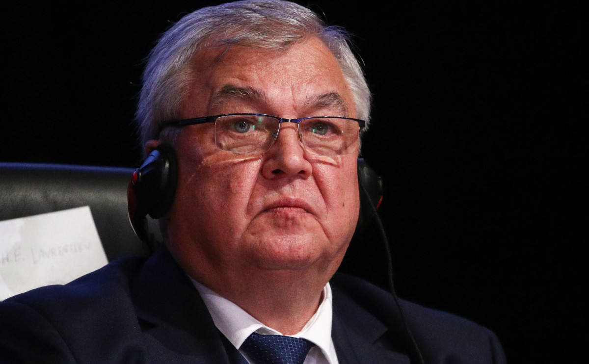 Лаврентьев: Москва работает над организацией встречи Асада и Эрдогана в РФ 