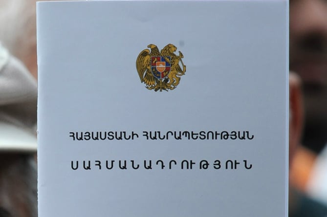 Совет конституционных реформ поддержал сохранение парламентской формы правления в Армении 