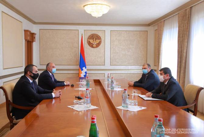 Президент Арцаха принял генерального прокурора Армении  