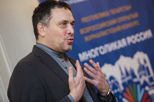 Известный своей антиармянской риторикой Максим Шевченко исключен из президентского Совета по межнациональным отношениям  