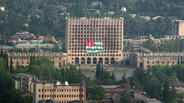 Парламент Абхазии предложил России открыть железнодорожное сообщение с Арменией 