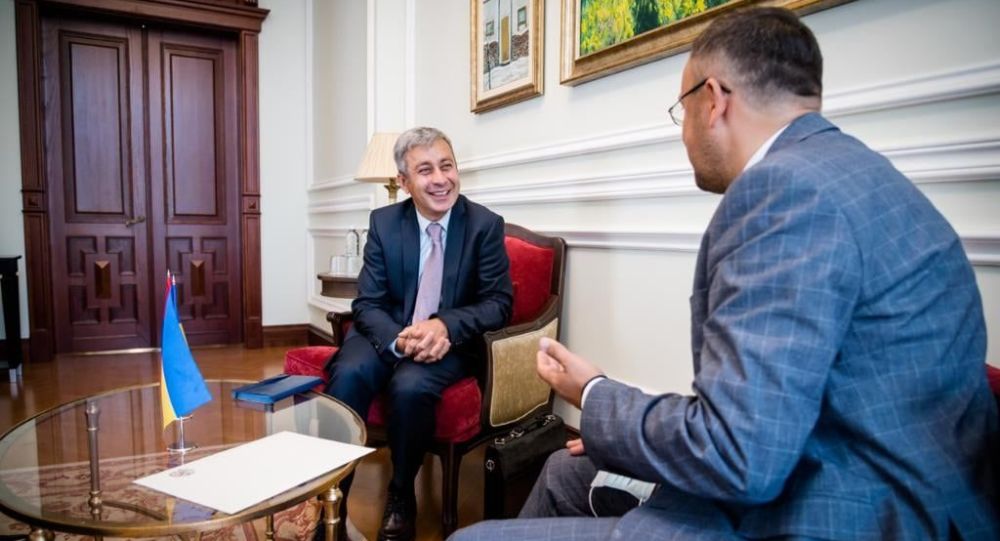 Ереван и Киев выразили готовность к углублению двусторонних отношений 