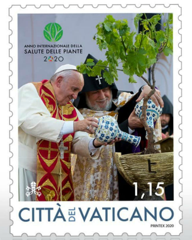 Марка, посвященная четырехлетию визита Папы Римского Франциска в Армению, выпущена в Ватикане 
