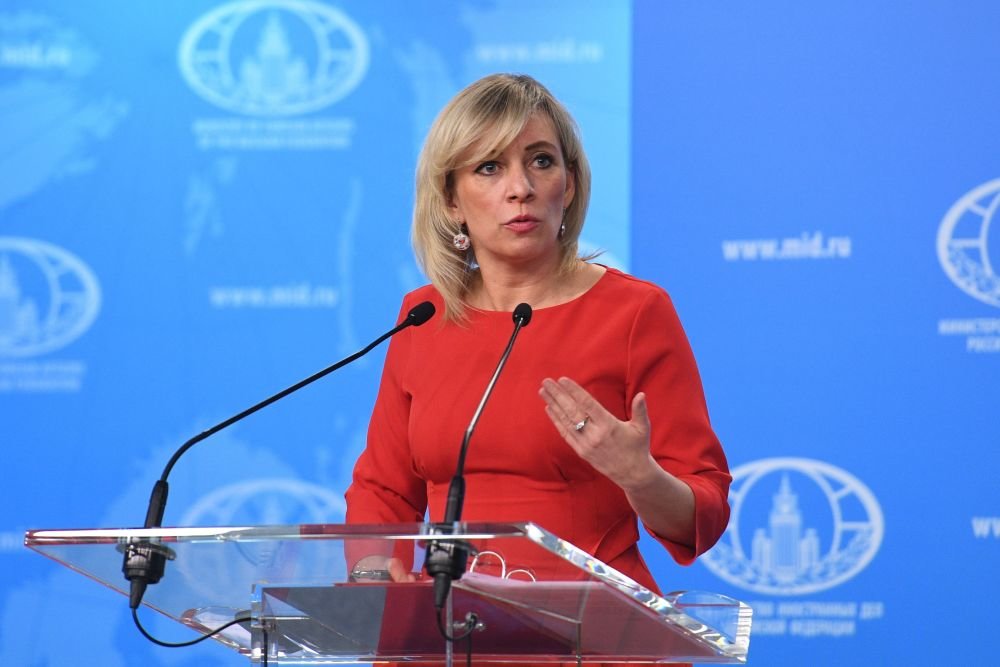 Захарова: Москва намерена усадить Баку и Ереван за стол переговоров как можно скорее 