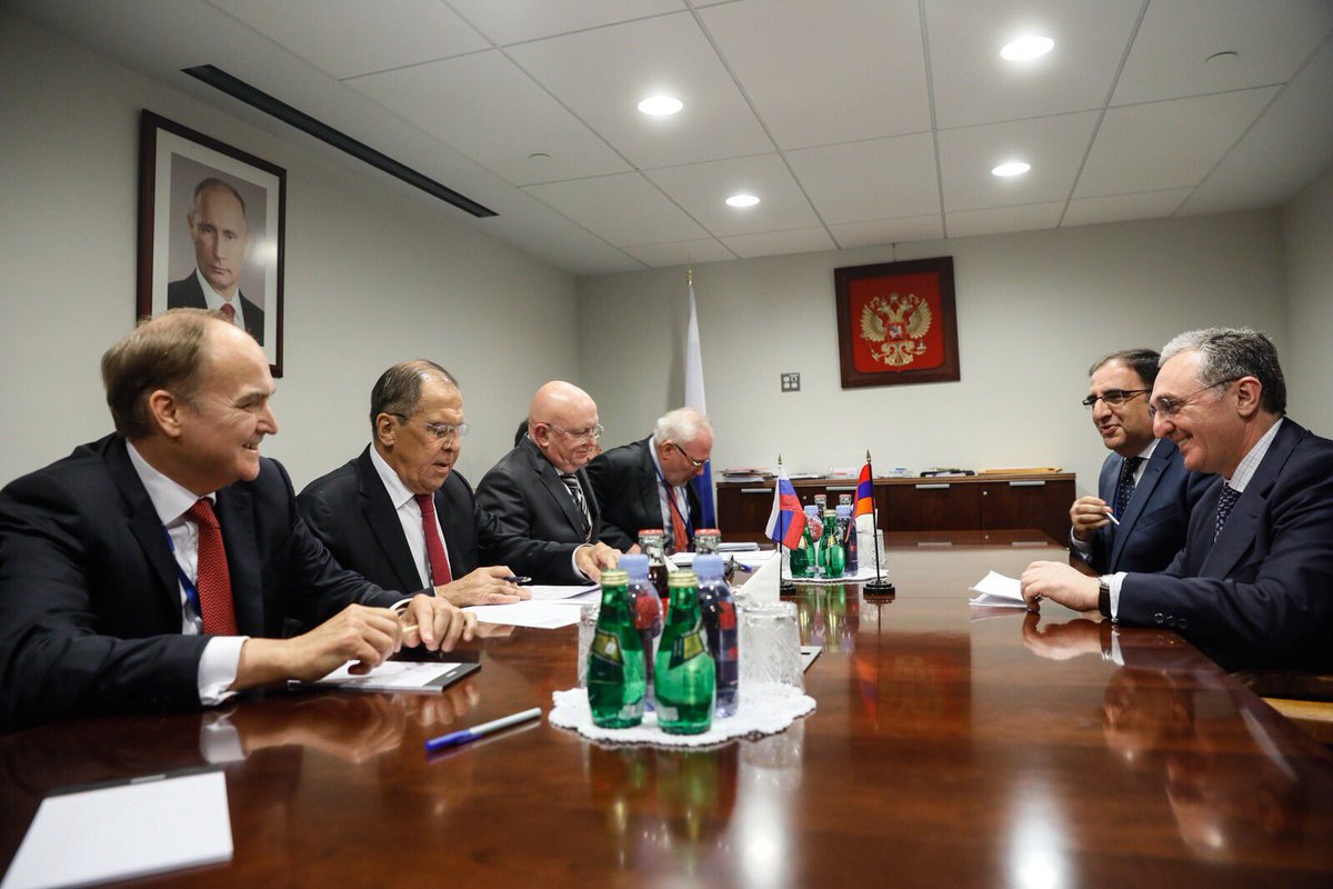 Лавров на полях ГА ООН встретился с главой МИД Армении 