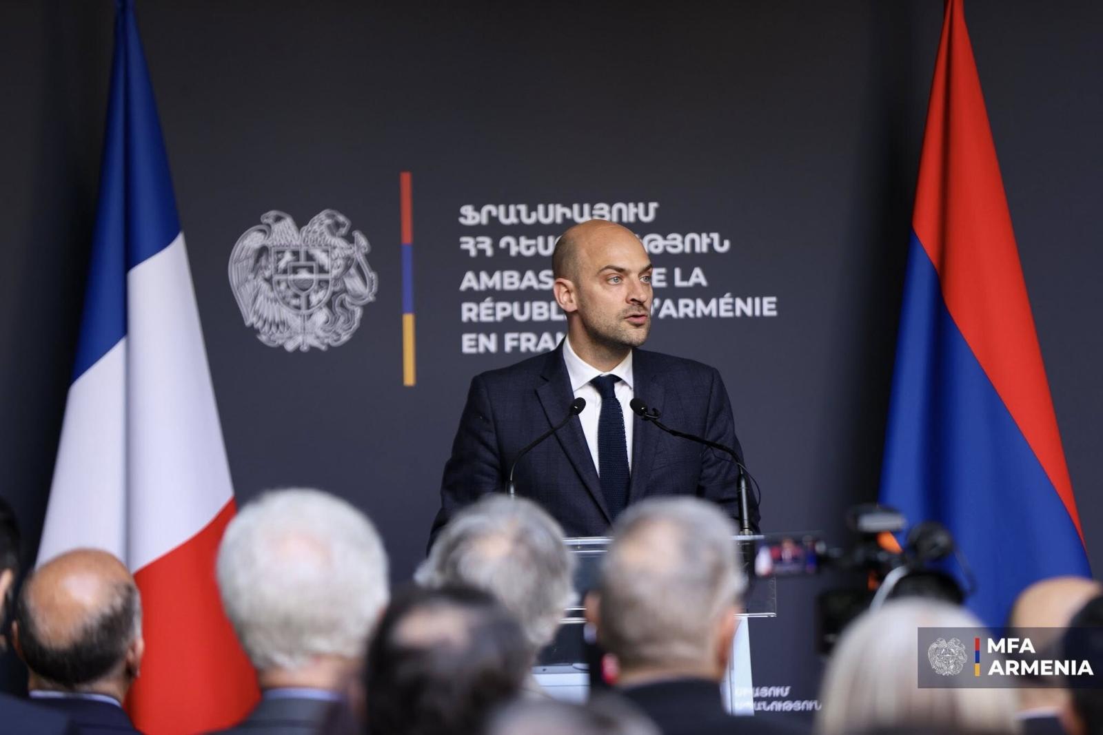 Глава МИД Франции: Установление мира между Арменией и Азербайджаном открыло новые горизонты на Южном Кавказе 