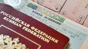 Евросоюз приостановит упрощенную выдачу виз россиянам 