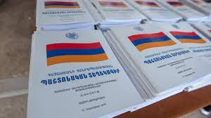Пашинян: для подписания договора с Баку новая Конституция не нужна 