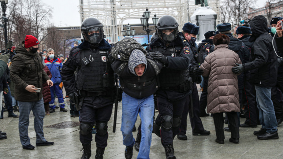 На акциях в поддержку Навального задержали более 1000 человек 