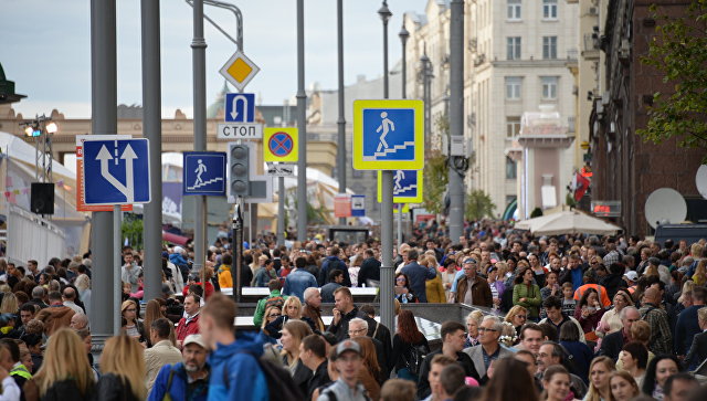 Власти Москвы потратят 8 млн рублей на межнациональные мероприятия 