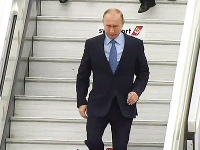 Президент России прибыл в Армению 