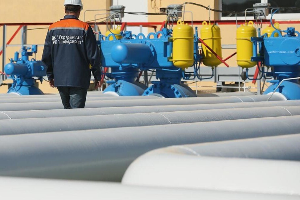 Подоляк: Украина готова транспортировать в Европу азербайджанский, казахский и "любой другой" газ, кроме российского 