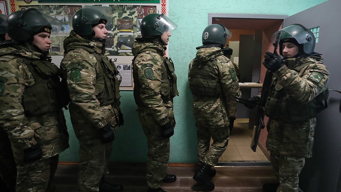 В Кремле спустя сутки прокомментировали задержание в Белоруссии 33 граждан России, которых подозревают в подготовке терактов 