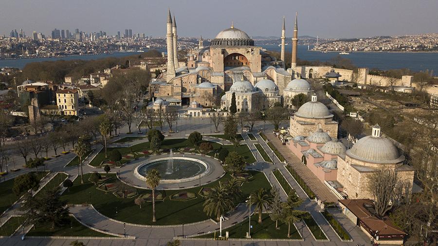Верховный суд Турции разрешил Эрдогану менять статус собора Святой Софии 