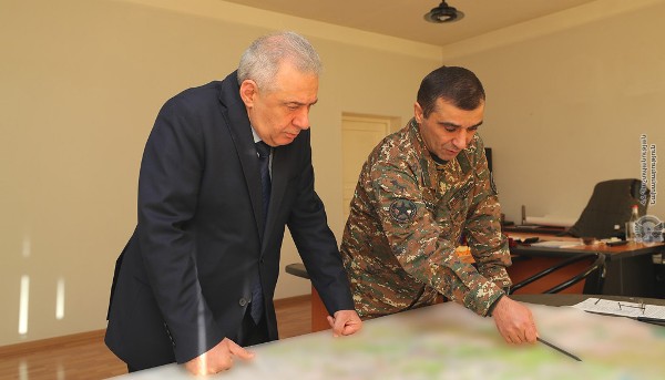 Армянские военачальники обсудили реорганизацию Армии обороны Карабаха 