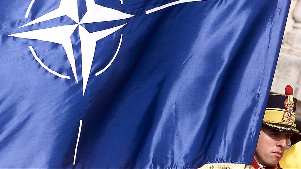 Bloomberg: НАТО возвращается к холодной войне 