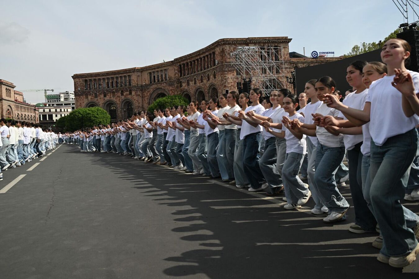 Dialogorg.ru: Ритм сердца в центре Еревана: как Армения закружилась в танце 