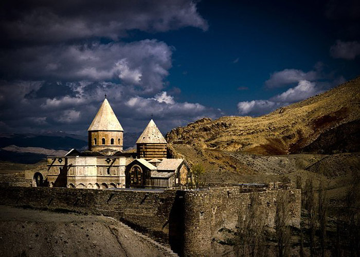 В Иране выпустят памятную марку, чтобы отдать дань уважения армянскому монастырю Святого Фаддея 