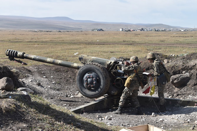 Инцидент в армянском селе Паник. Российские военные начали учения без предупреждения  