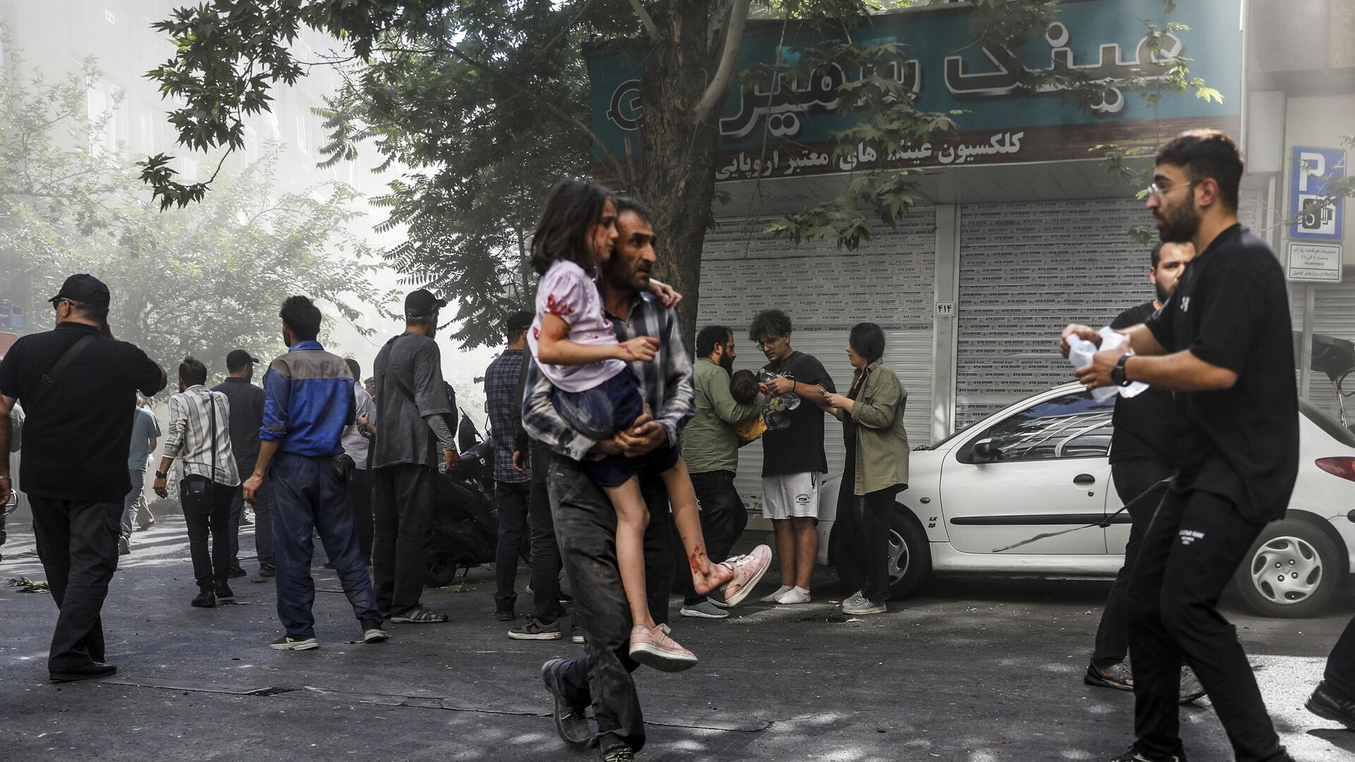 СМИ: граждан Индии вывозят из Ирана в Армению 